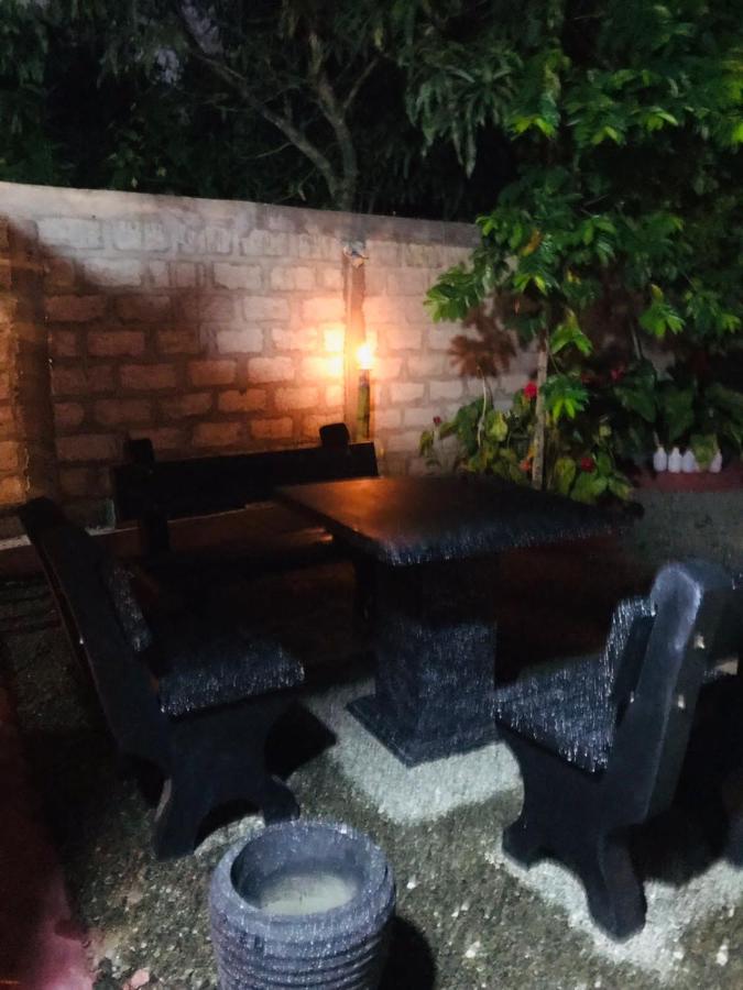Mirissa Niraj Guest Hotel Exterior photo
